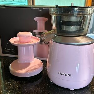 Hurom HP Series Slow Juicer